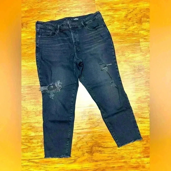 Old Navy Denim - Old Navy High Rise OG Straight Jeans Size 18